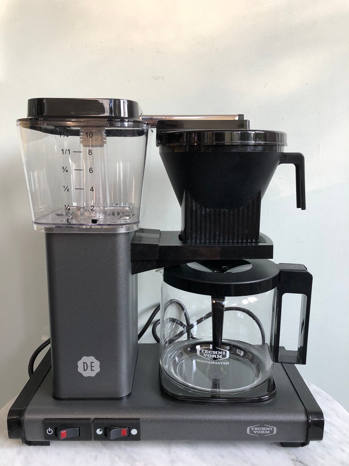 DE Moccamaster filterkoffiezetapparaat, 10 kops, stone grey, Witgoed en Apparatuur, Koffiezetapparaten, 4 tot 10 kopjes, Ophalen of Verzenden
