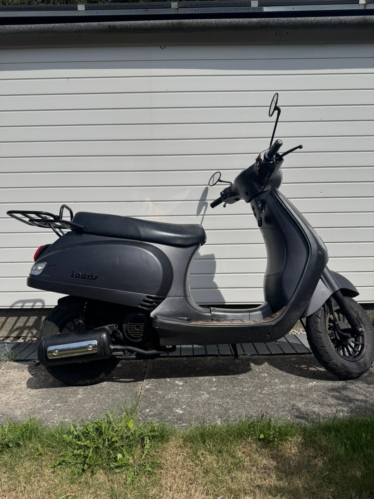 Scooter zonder kenteken, Fietsen en Brommers, Ophalen, Zo goed als nieuw, Benzine