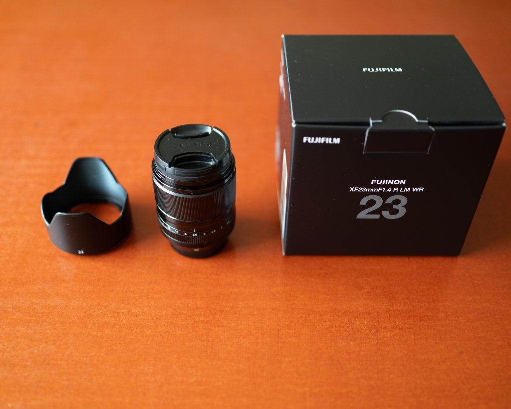 Fuji XF23mm 1.4 R LM WR + UV filter, Audio, Tv en Foto, Fotografie | Lenzen en Objectieven, Ophalen, Fujifilm, Beschermhoes/tas