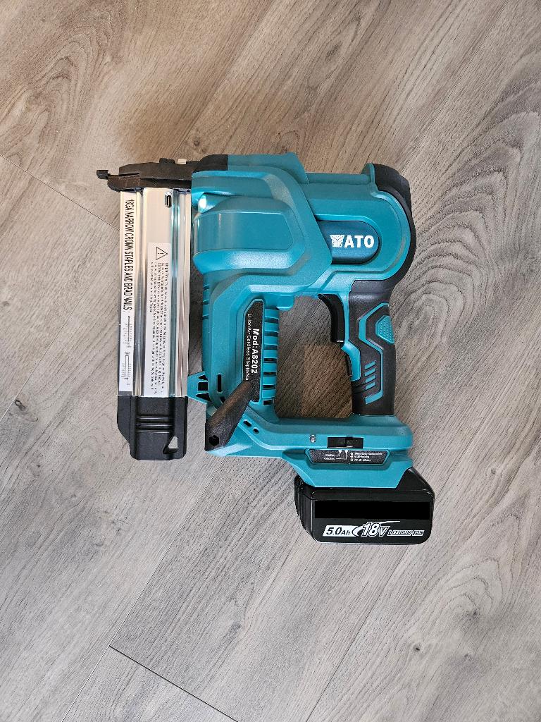 Schiethamer / tacker 18V NIEUW!, Doe-het-zelf en Verbouw, Gereedschap | Handgereedschap, Ophalen of Verzenden, Nieuw