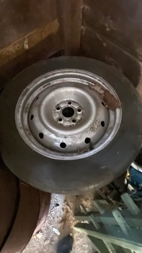 Toyota 16 inch stalen velgen met zomerbanden, Ophalen, Gebruikt, 16 inch, Banden en Velgen