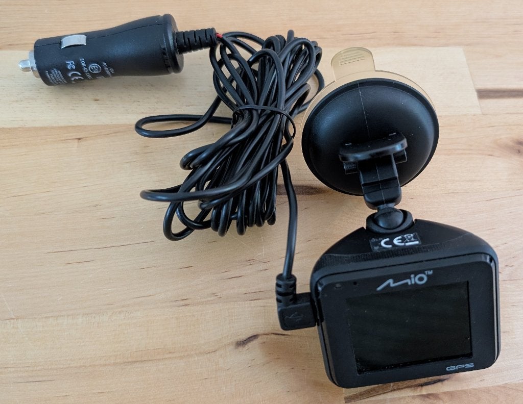 Mio MiVue C330 front auto dashcam met MicroSD kaart, Auto diversen, Ophalen, Gebruikt