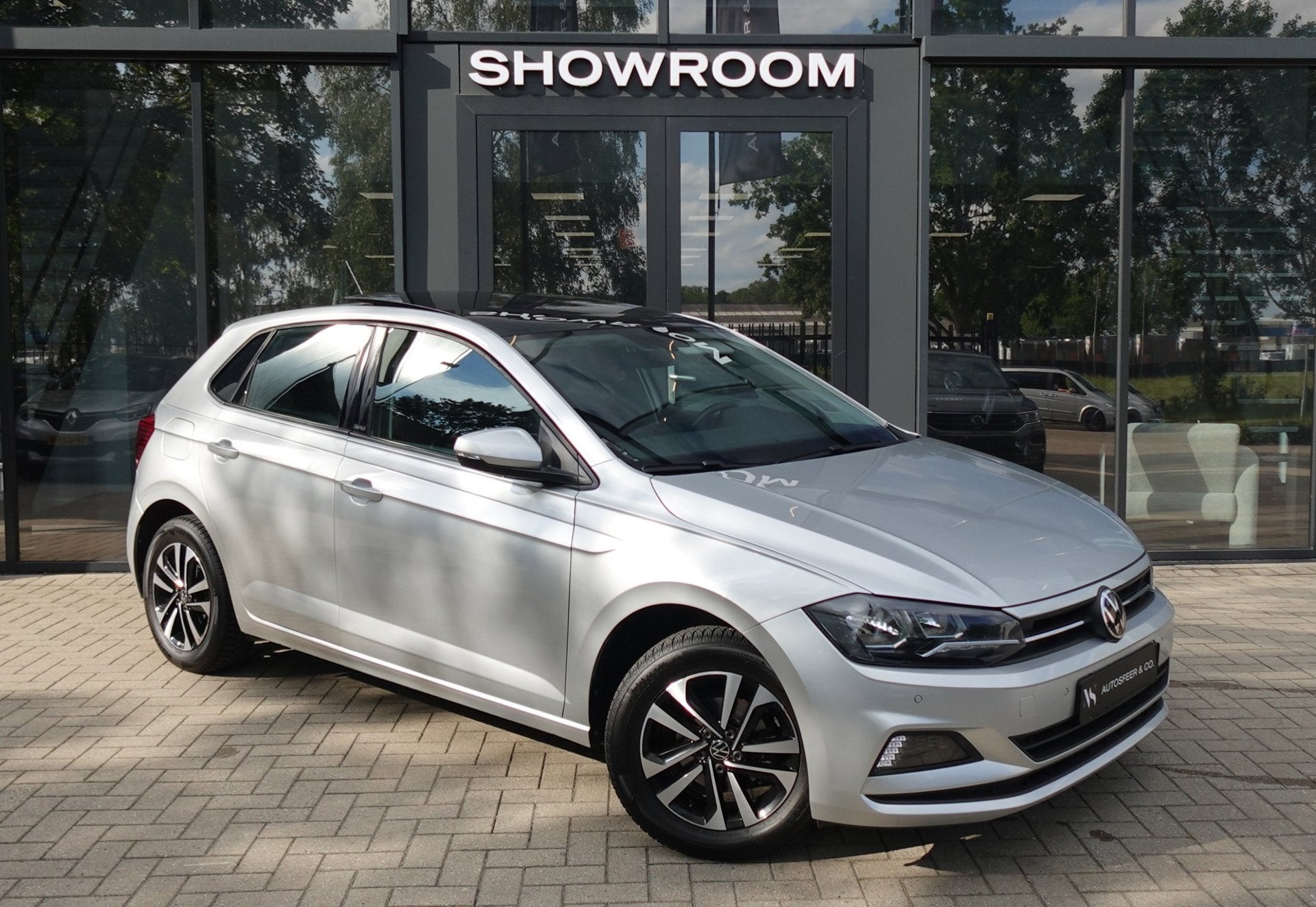 Volkswagen Polo 1.0 TSI Highline United ACC FRONT ASSIST PDC, Auto's, Volkswagen, Voorwielaandrijving, Gebruikt, Zwart, 95 pk