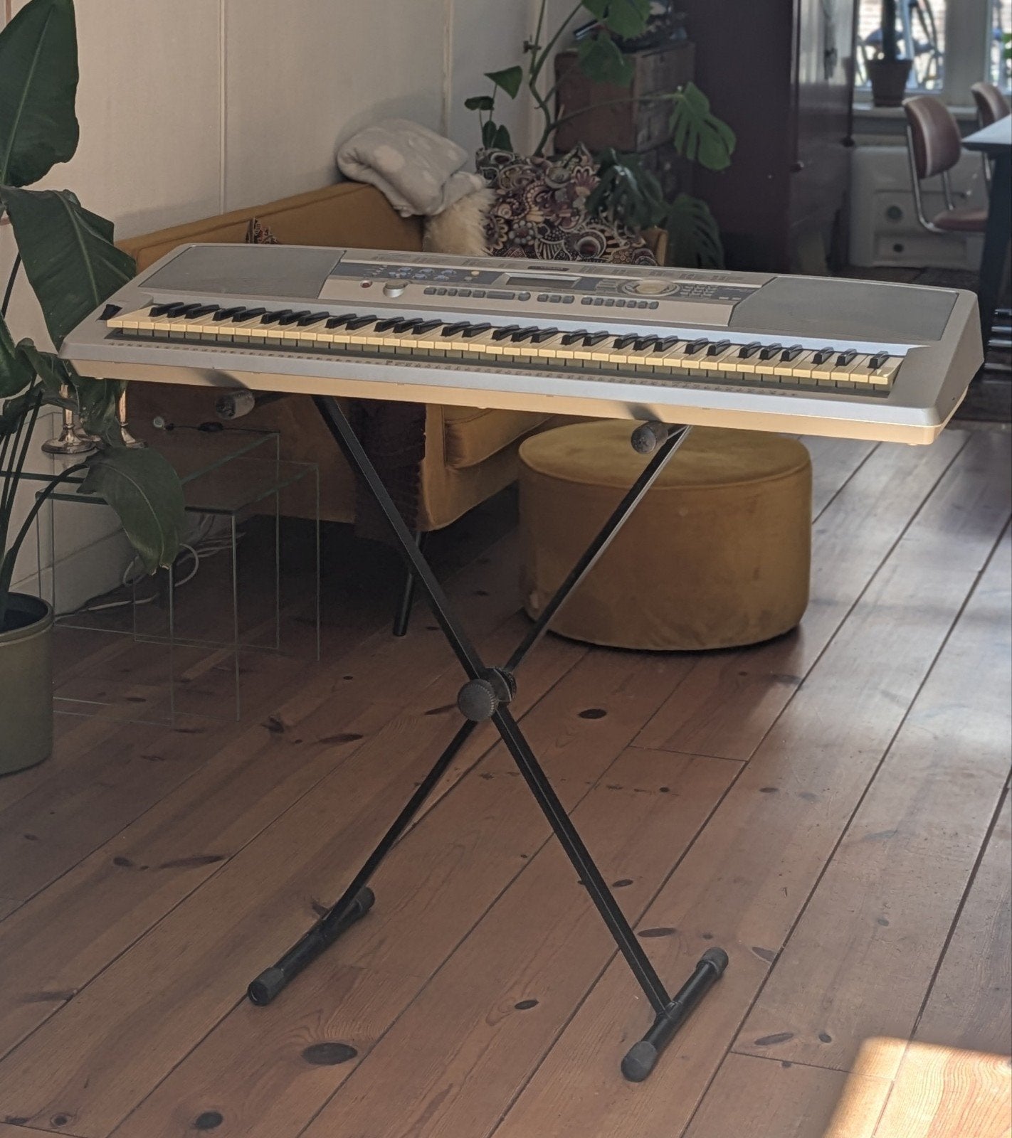Keyboard Yamaha DGX-200, Muziek en Instrumenten, Keyboards, Ophalen, Gebruikt, Yamaha, Met standaard