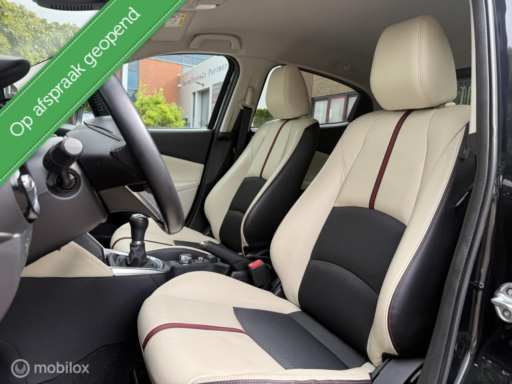 Mazda 2 1.5 Skyactiv-G GT-M Navi Carplay Leer LED HUD Stoelv, Automatische klimaatregeling, 4 cilinders, Zwart, Leder