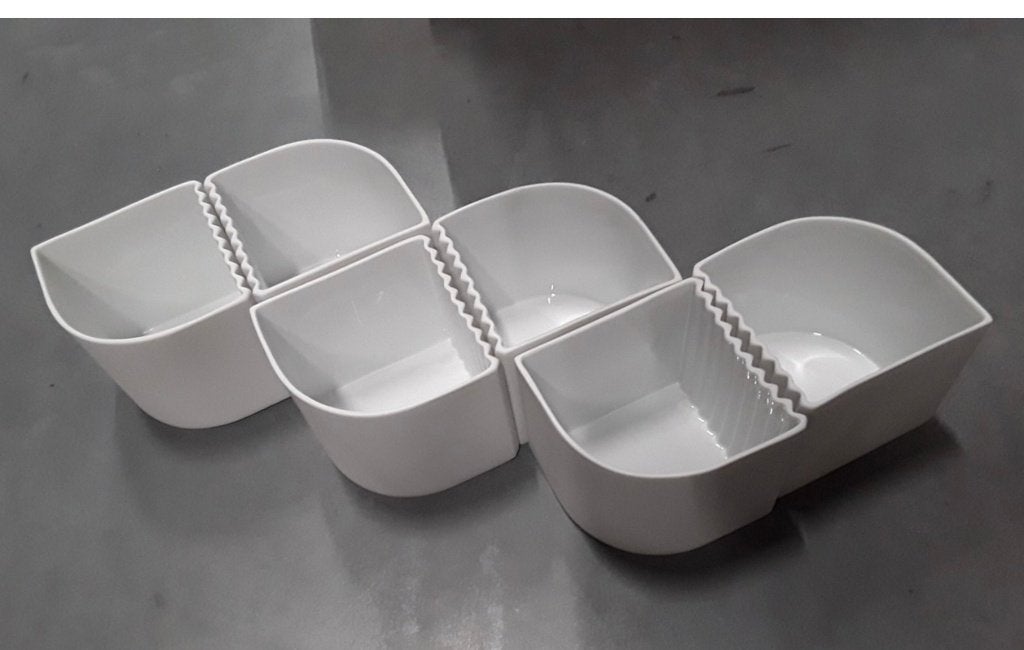 Serax vaasjes Grint Harmonics nieuw wit twv € 20,00 st!, Wit, Aardewerk of Porselein, Nieuw, Ophalen of Verzenden
