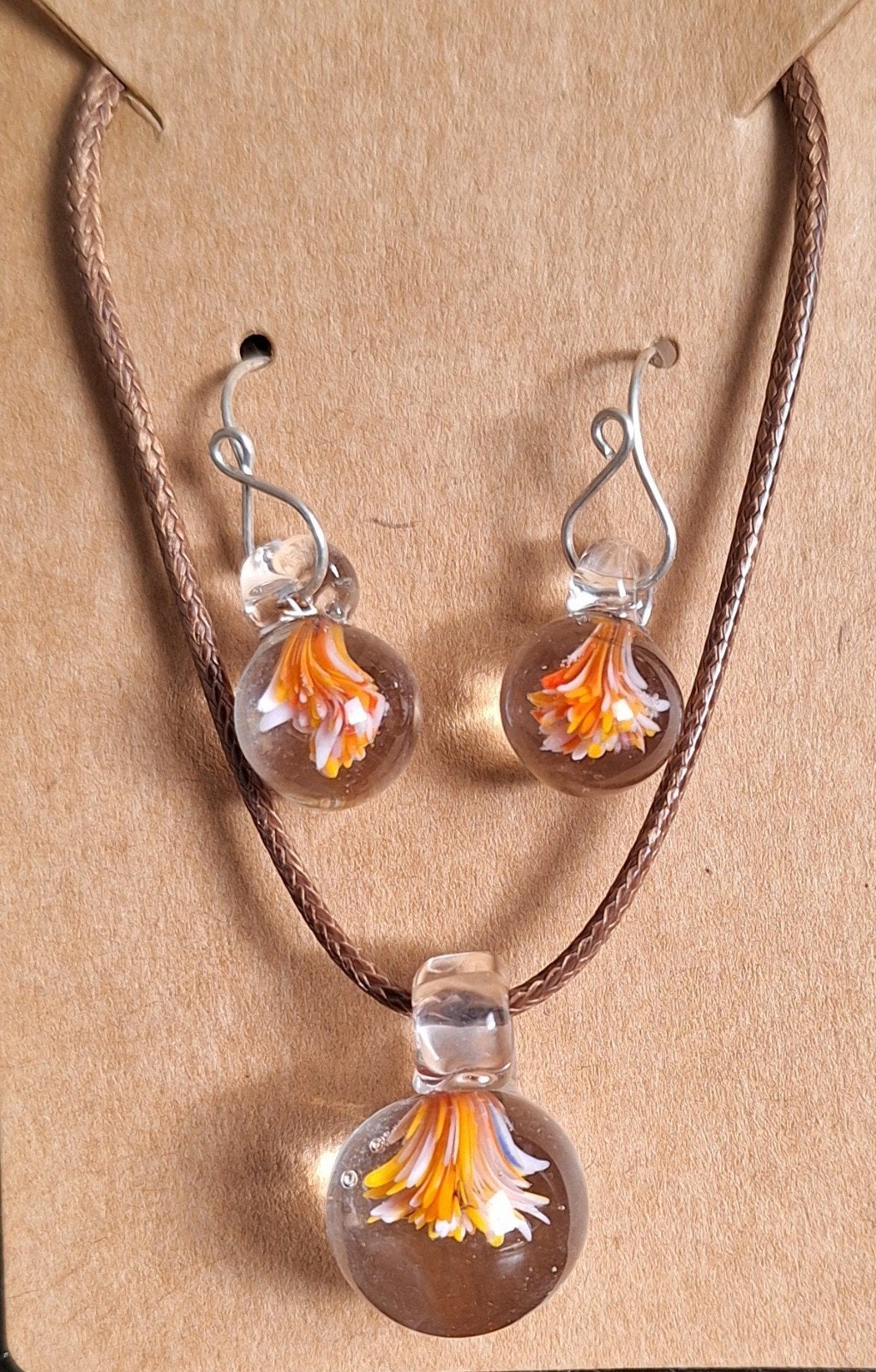 set oorbellen + hanger van handgemaakt lampwork glas, Hangers, Verzenden, Nieuw, Oranje