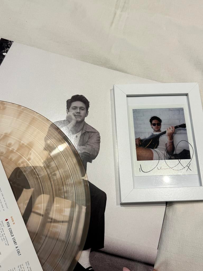 The Show Niall Horan Cloud Golden vinyl + signed art card, Ophalen of Verzenden, Zo goed als nieuw