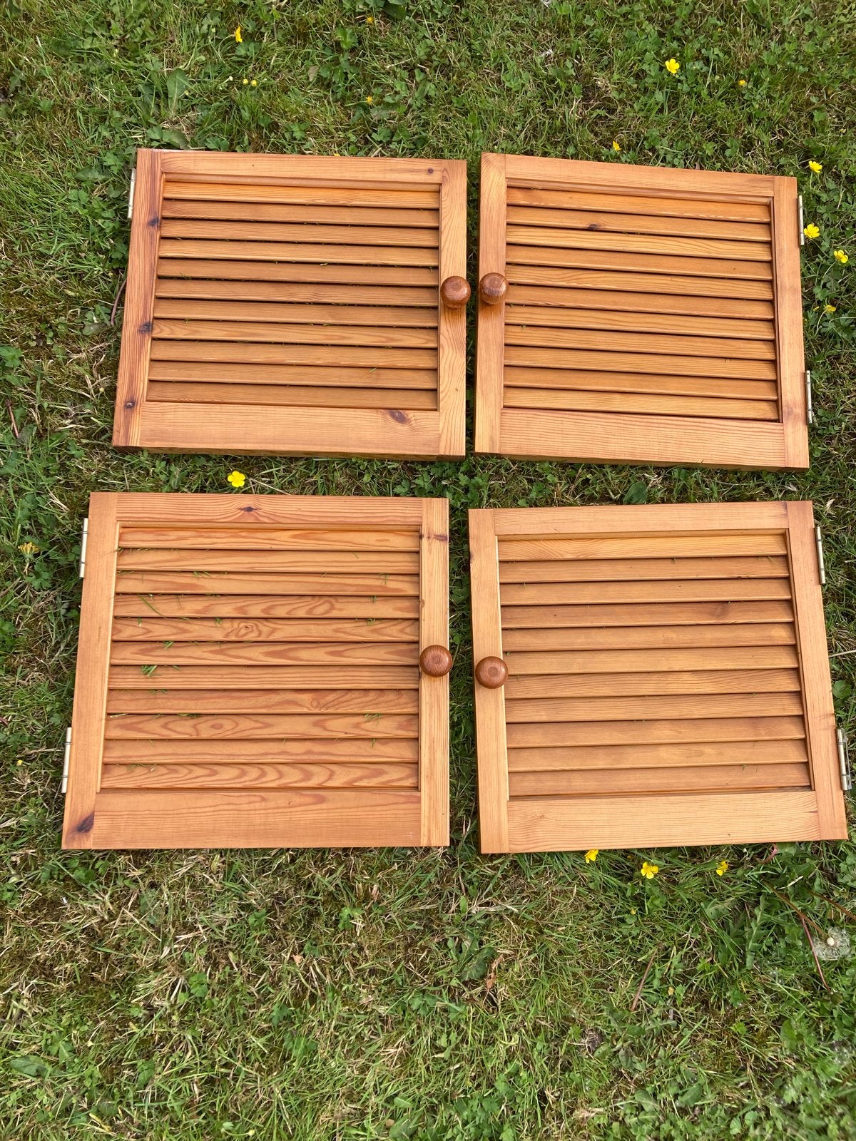 Set van 4 houten luikjes/louvredeurtjes - 46x44cm, Ophalen, Gebruikt, Minder dan 80 cm, Overige typen