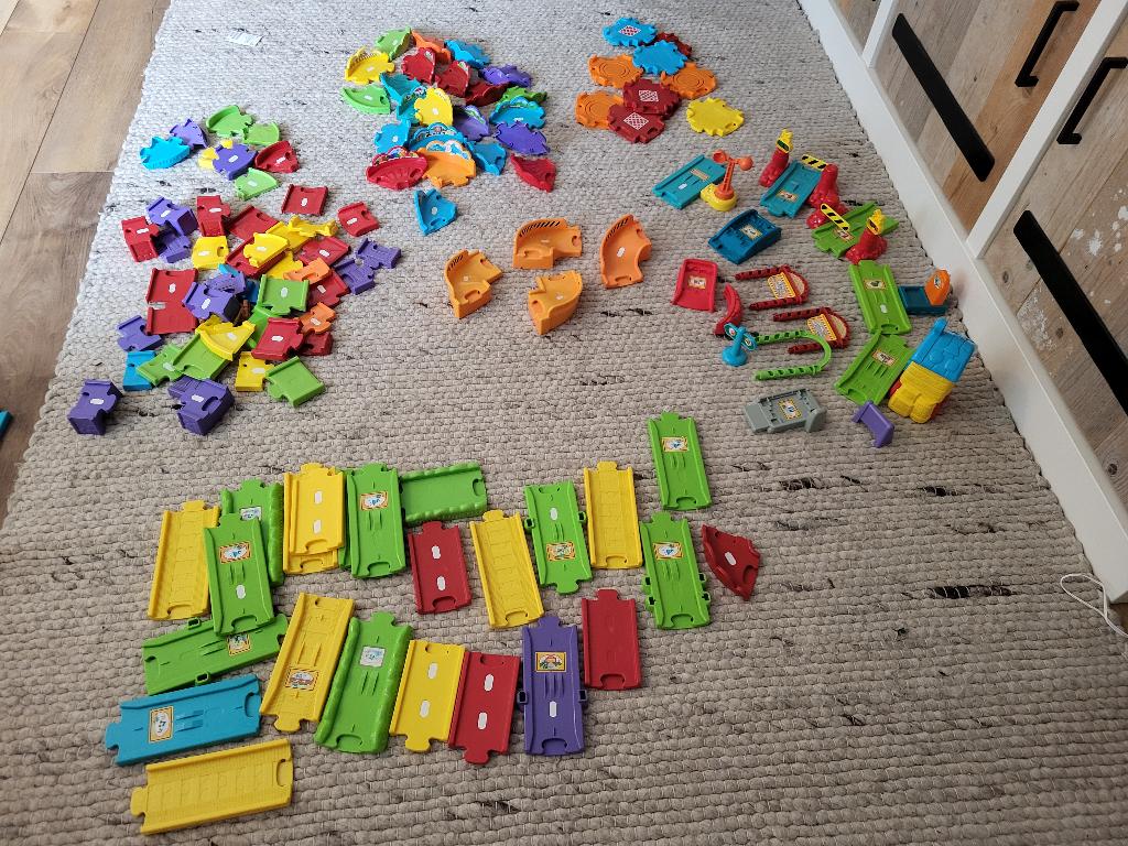 Grote hoeveelheid toet toet baandelen, Kinderen en Baby's, Speelgoed | Vtech, Ophalen, Zo goed als nieuw, 2 tot 4 jaar