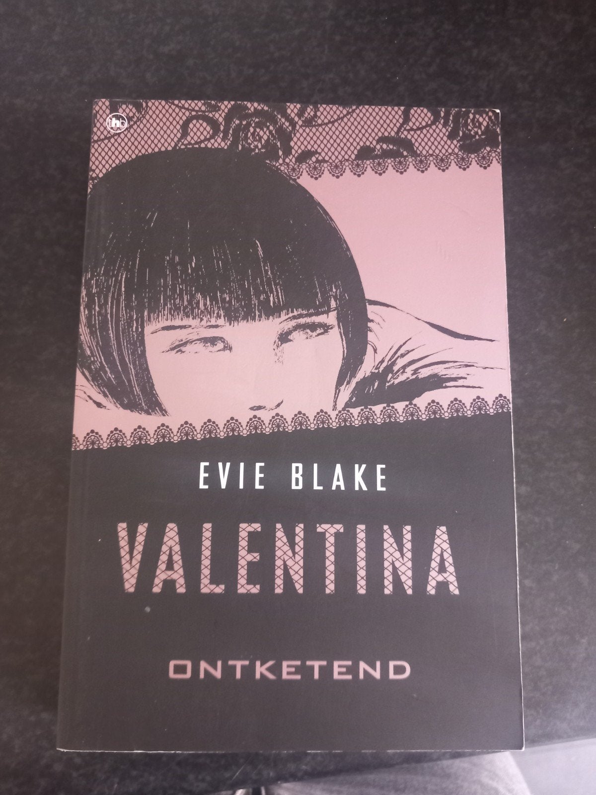 Valentina Ontketend - Evie Blake (Sensuele Roman), Ophalen of Verzenden, Zo goed als nieuw, Evie Blake, Nederland