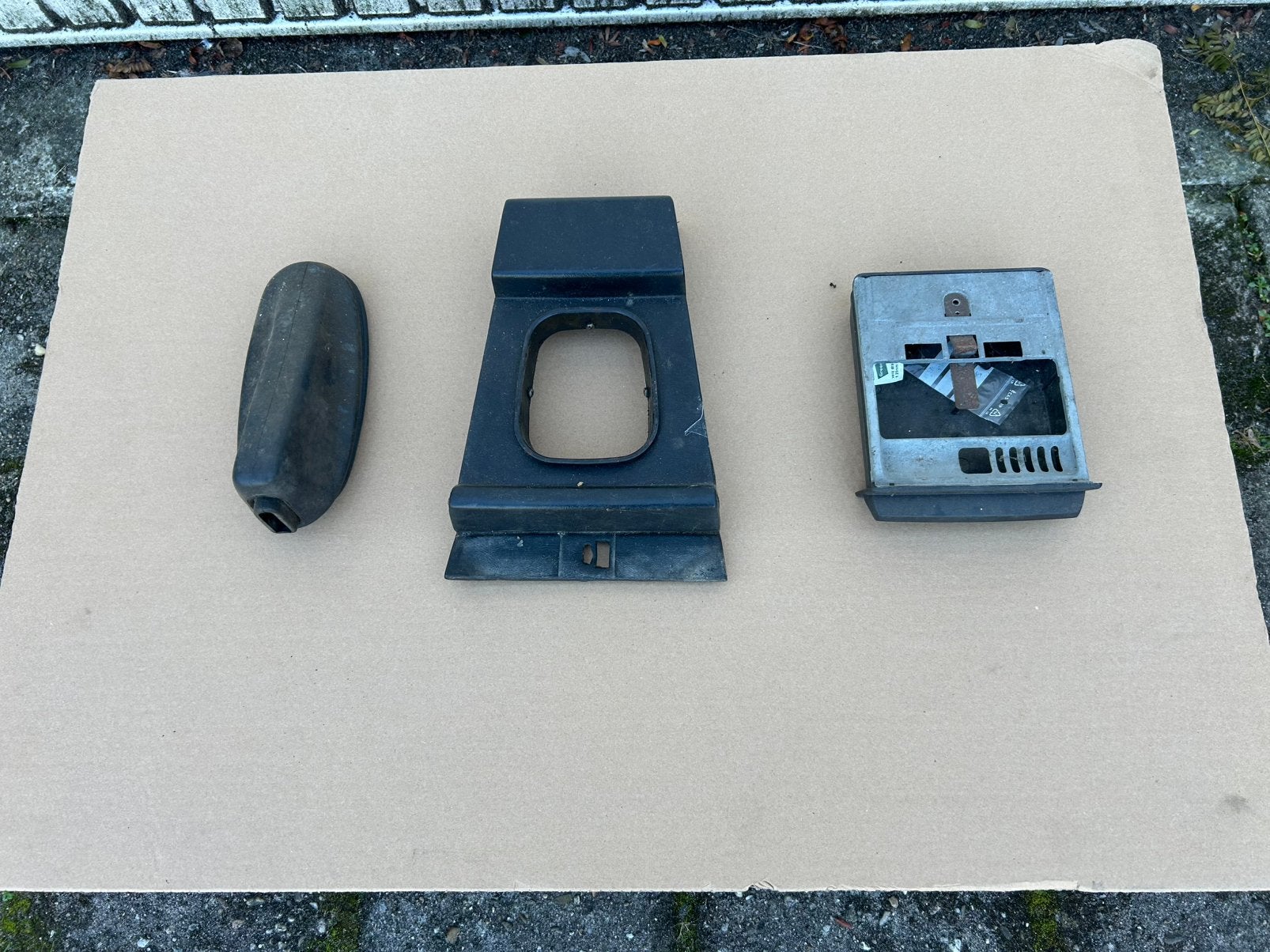 Handremhoes. Middenconsole  asbak E21, Auto-onderdelen, Gebruikt, Bmw, Bmw, BMW