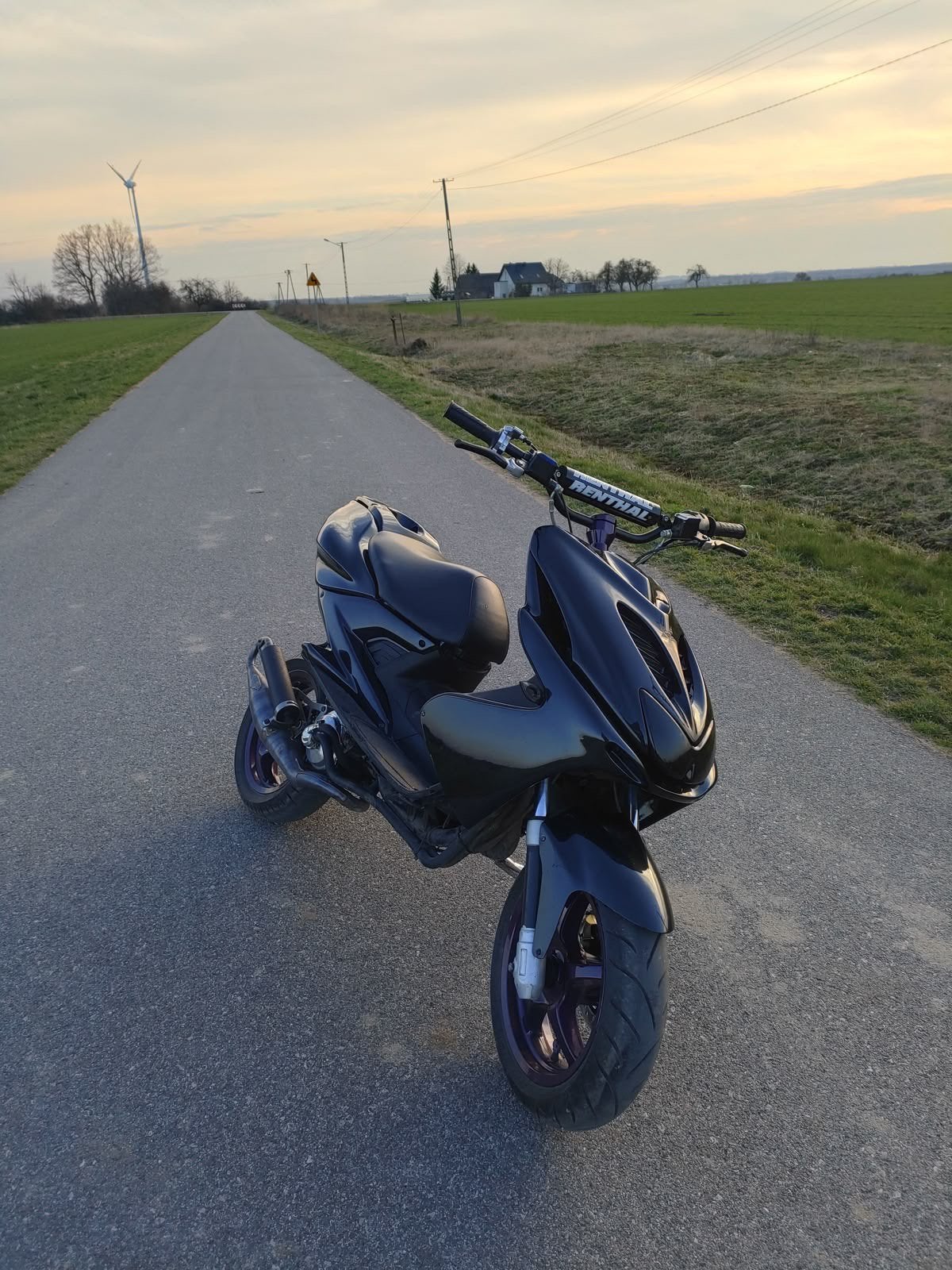 Aerox GEZOCHT, max 750€, Ophalen, Zo goed als nieuw, Benzine, Aerox