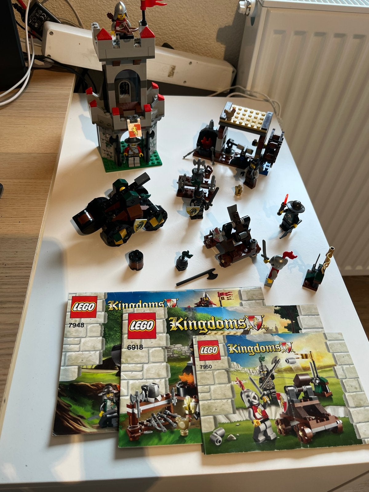 LEGO Kingdoms set 6918, 7950, 7948 met handleidingen, Ophalen of Verzenden, Gebruikt, Overige merken
