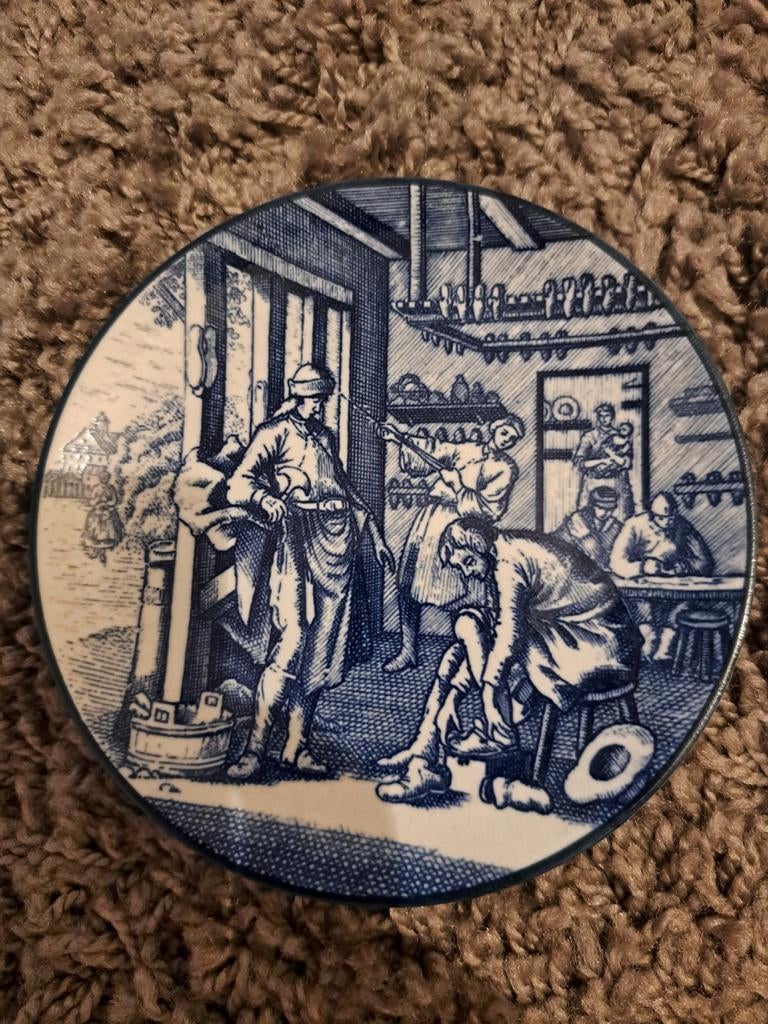 Delfts Blauw wandbordje 'De Schoenmaker' - ca. 12 cm, Ophalen
