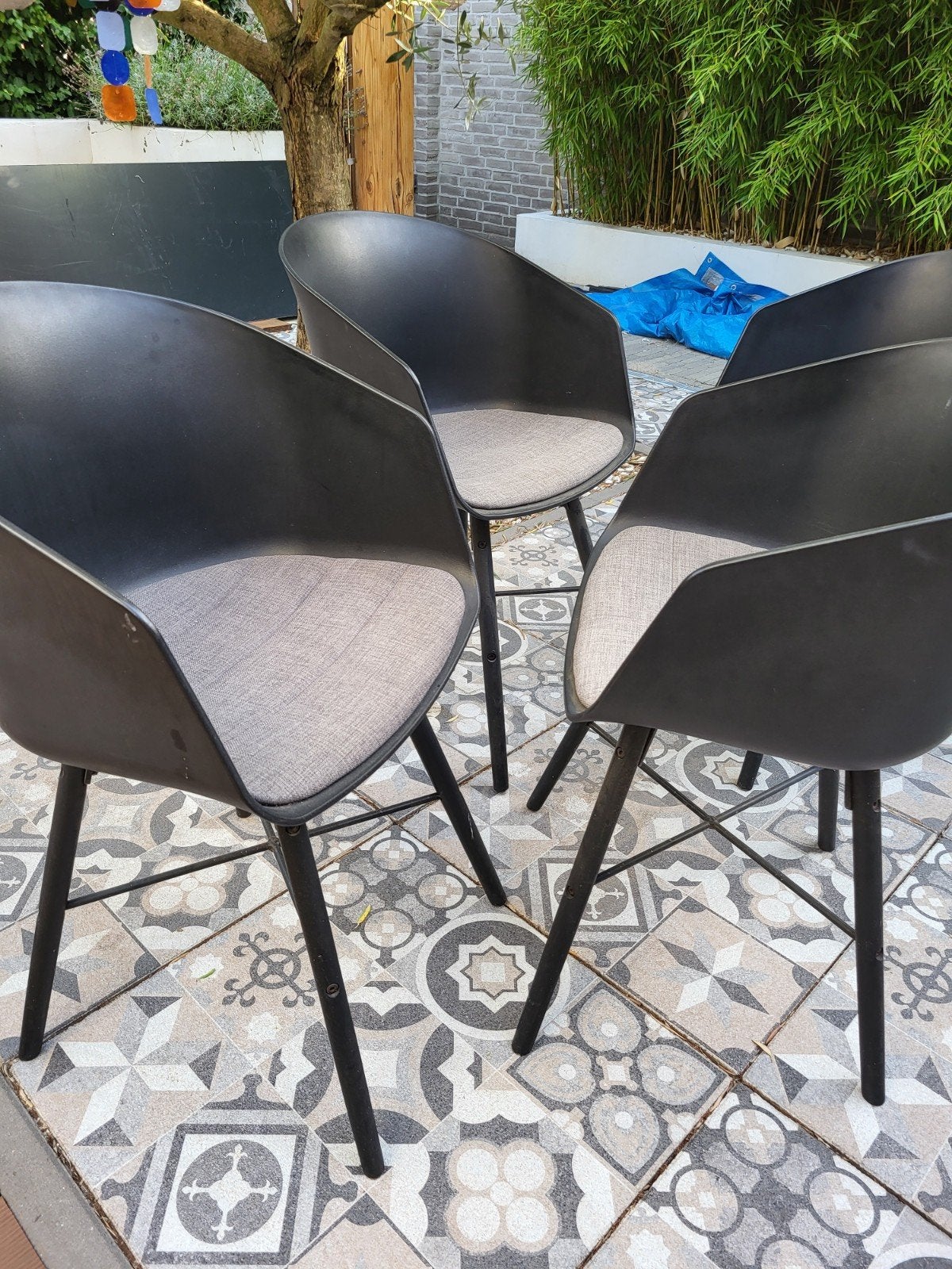 nette stoelen 4 stuks, Huis en Inrichting, Stoelen, Gebruikt, Zwart, Vier, Modern