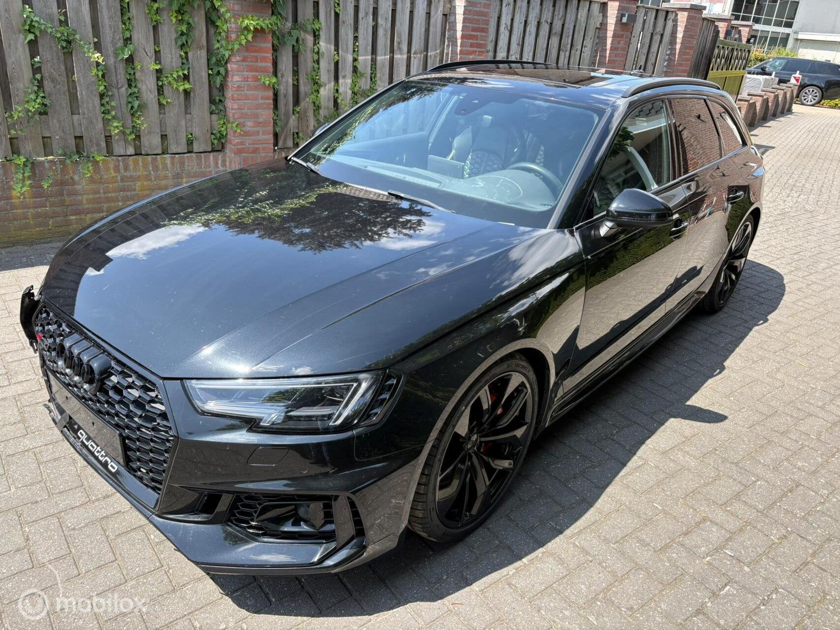 Audi RS 4 Avant 2.9 TFSI RS 4 quattro met rechter voorschade, Auto diversen, Automaat, -, Zwart, -