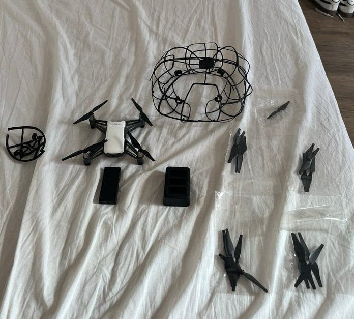 Tello drone met problemen, Elektro, Gebruikt, Quadcopter of Multicopter, Ophalen of Verzenden