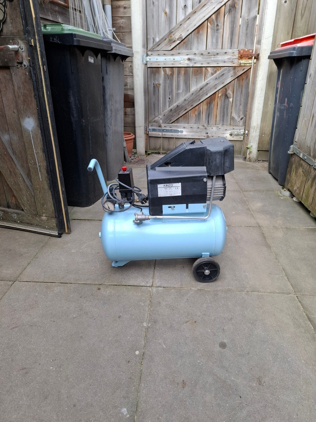 Olievrije compressor 25 liter, Ophalen