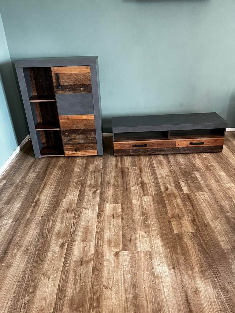 Ijzendijke kast en tv meubel, Huis en Inrichting, 100 tot 150 cm, Ophalen of Verzenden, Zo goed als nieuw, Minder dan 100 cm