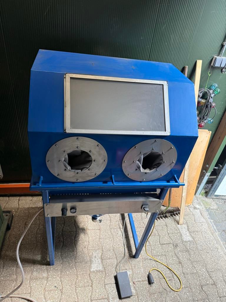 Zandstraalcabine - Professioneel en Robuust, Doe-het-zelf en Verbouw, Reinigingsmachines, Ophalen of Verzenden, Gebruikt, Overige typen