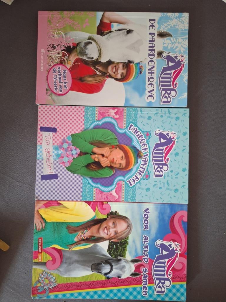 3x Amika boeken:, Ophalen of Verzenden, Zo goed als nieuw, Fictie algemeen