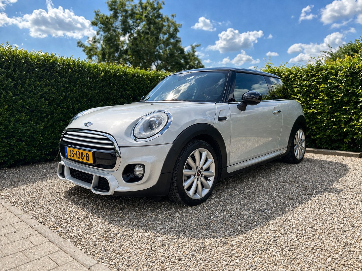 MINI Cooper 1.5 | JCW | HUD | CarPlay | LED | Lage KM | APK, Voorwielaandrijving, Zwart, 4 stoelen, Origineel Nederlands