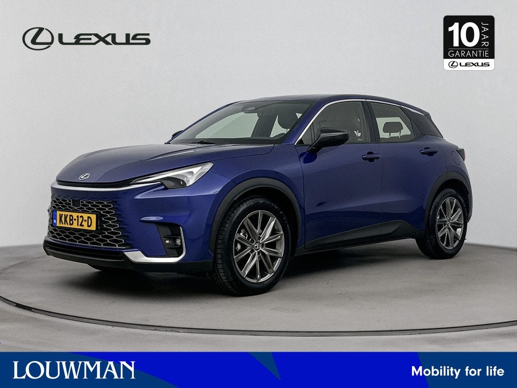 Lexus LBX Elegant 2WD + Advanced Pack | Mark Levinson Audio