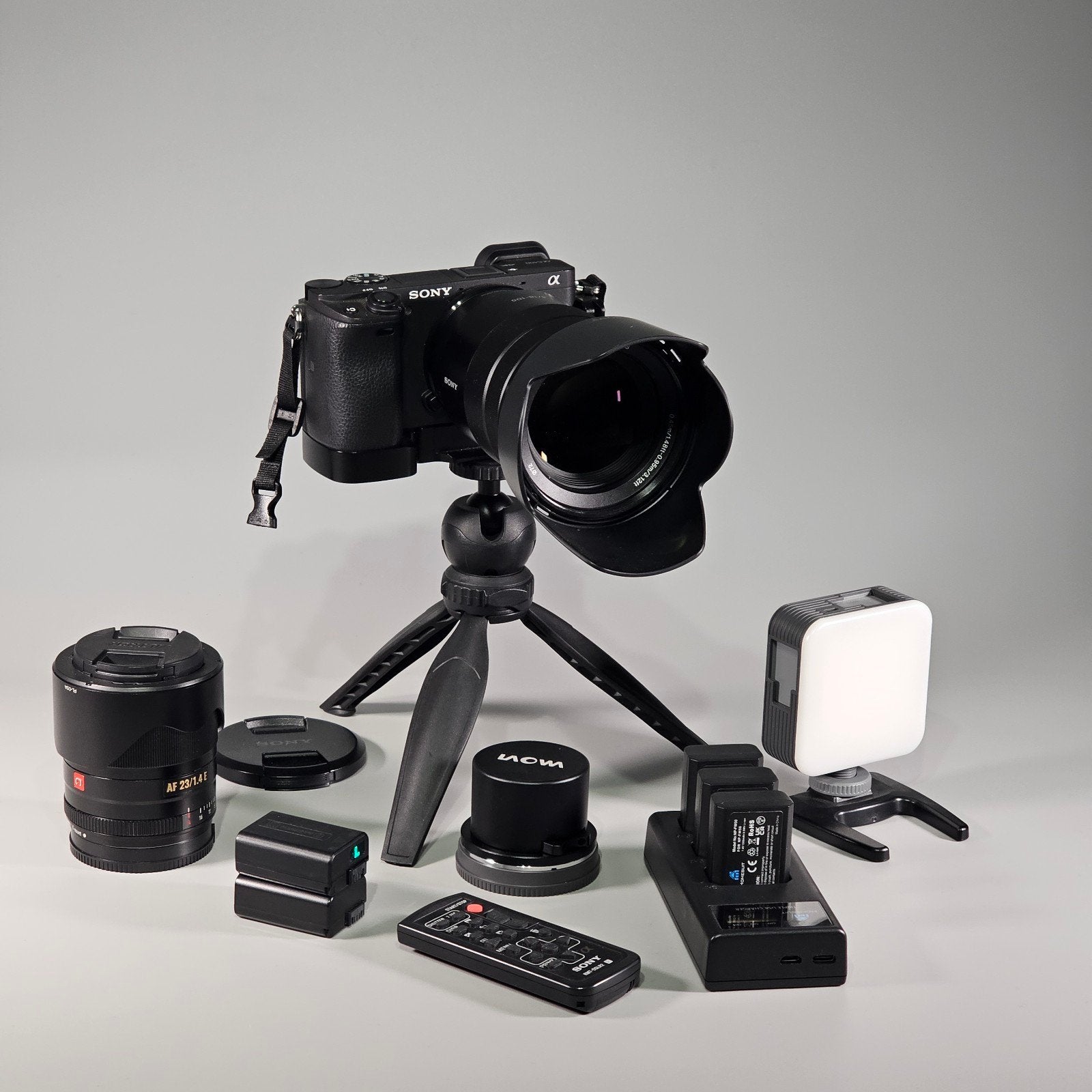 Sony Alpha A6400 met lenzen en accessoires, Sony E-mount, Sony, Zoom, Ophalen of Verzenden