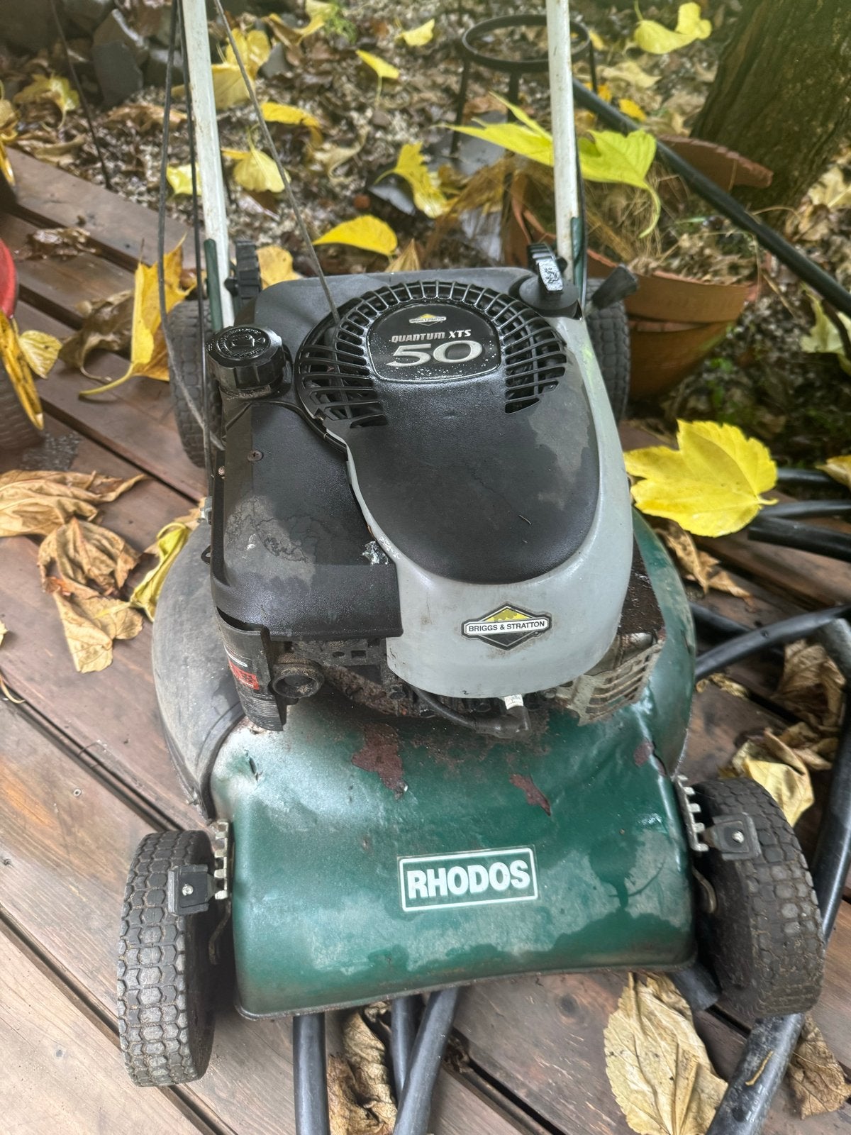 Rhodus grasmaaier met Briggs & Stratton motor (defect), Ophalen, Gebruikt, Benzine-grasmaaier