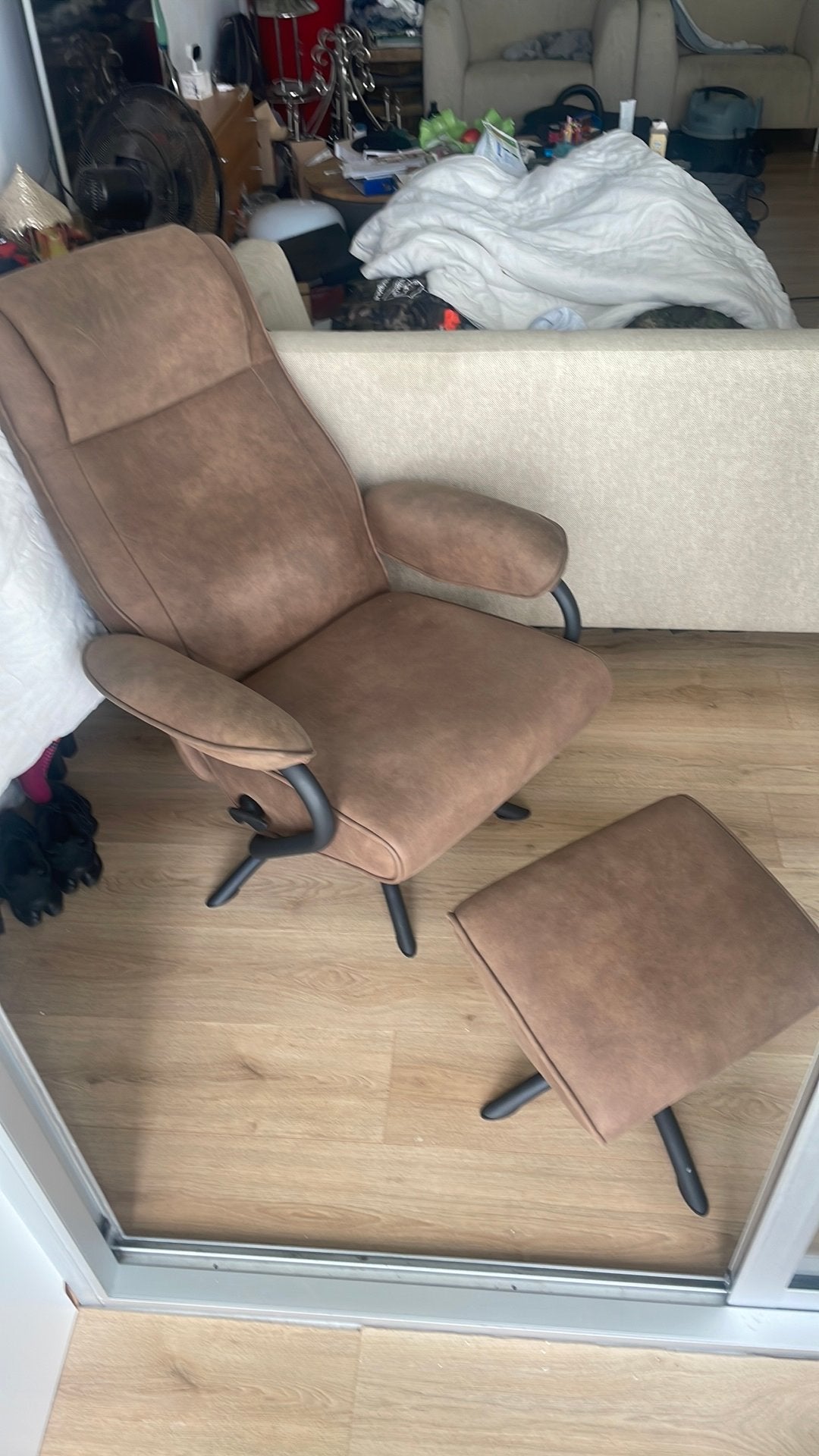 Draai fauteuil met hocker in nieuw staat, Ophalen of Verzenden, Zo goed als nieuw, 75 tot 100 cm, 50 tot 75 cm