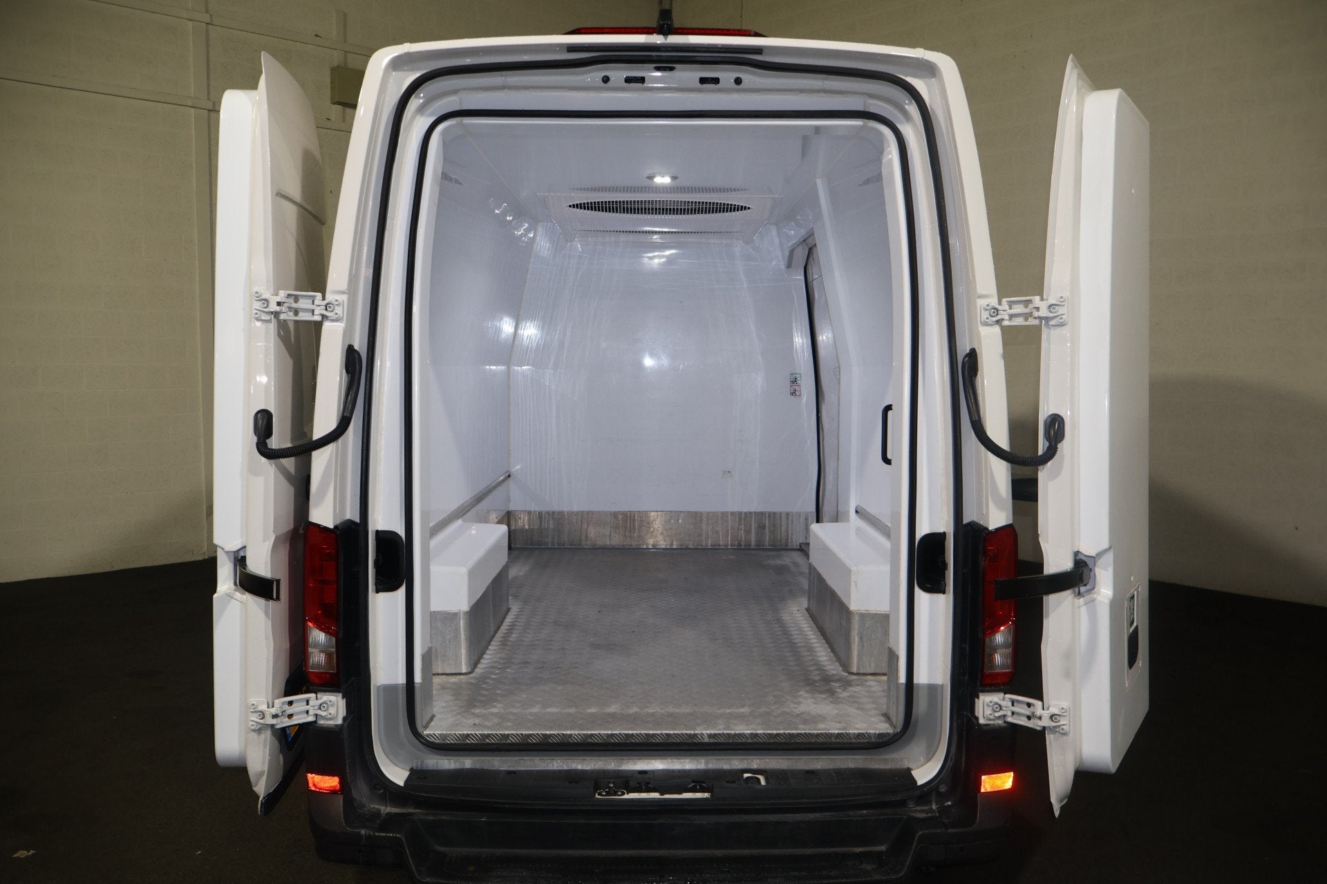 MAN TGE 3.180 L3 H3 Koelwagen Automaat AIrco Navigatie Camer, Auto's, Stof, Gebruikt, Euro 6, 4 cilinders