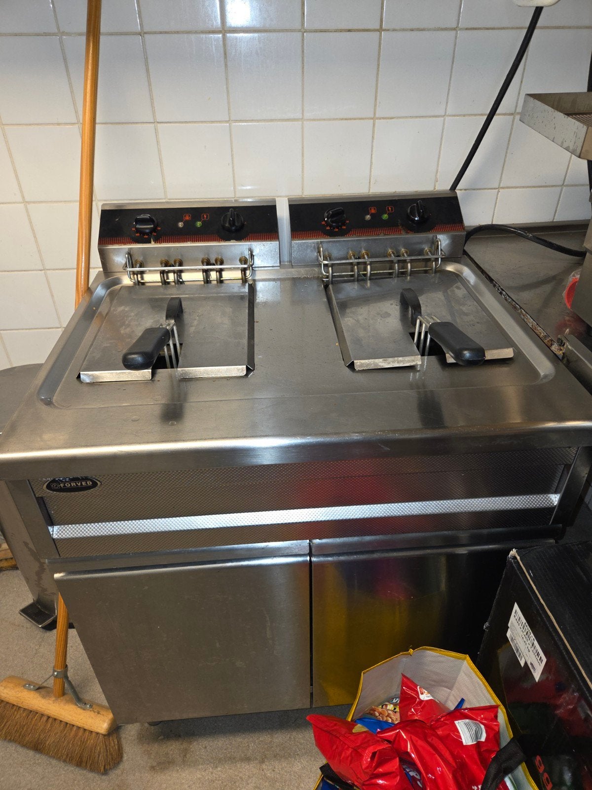 Professionele dubbele friteuse - Horeca kwaliteit, Ophalen, Gebruikt