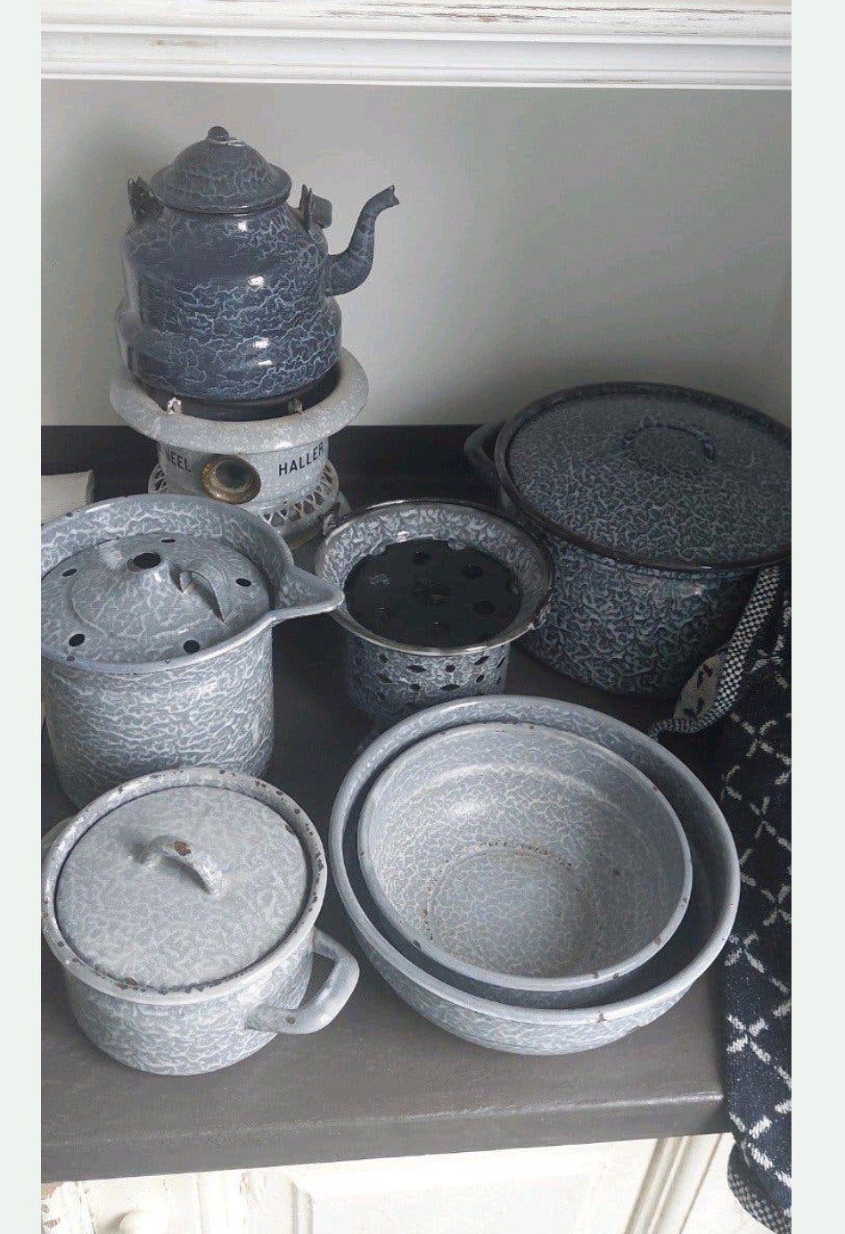 oud EMAILLE PETROLEUMSTEL haller ,VERGIET, 2X PAN, THEEPOT+, Ophalen of Verzenden, Gebruikt, Overige materialen