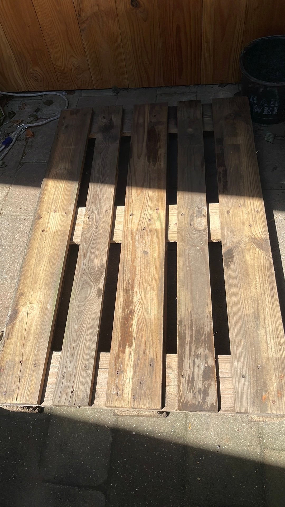 Gratis pallet voor de liefhebber, Ophalen, Minder dan 25 mm, Zo goed als nieuw, Minder dan 200 cm