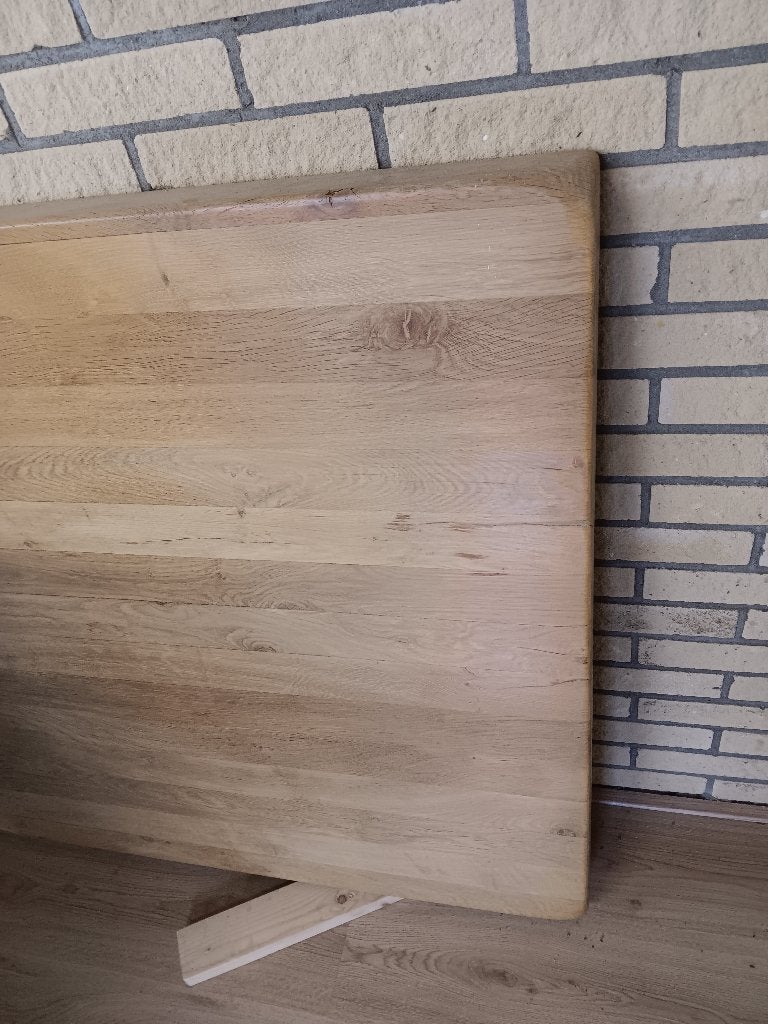 Robuuste massief eiken eettafel 200x100