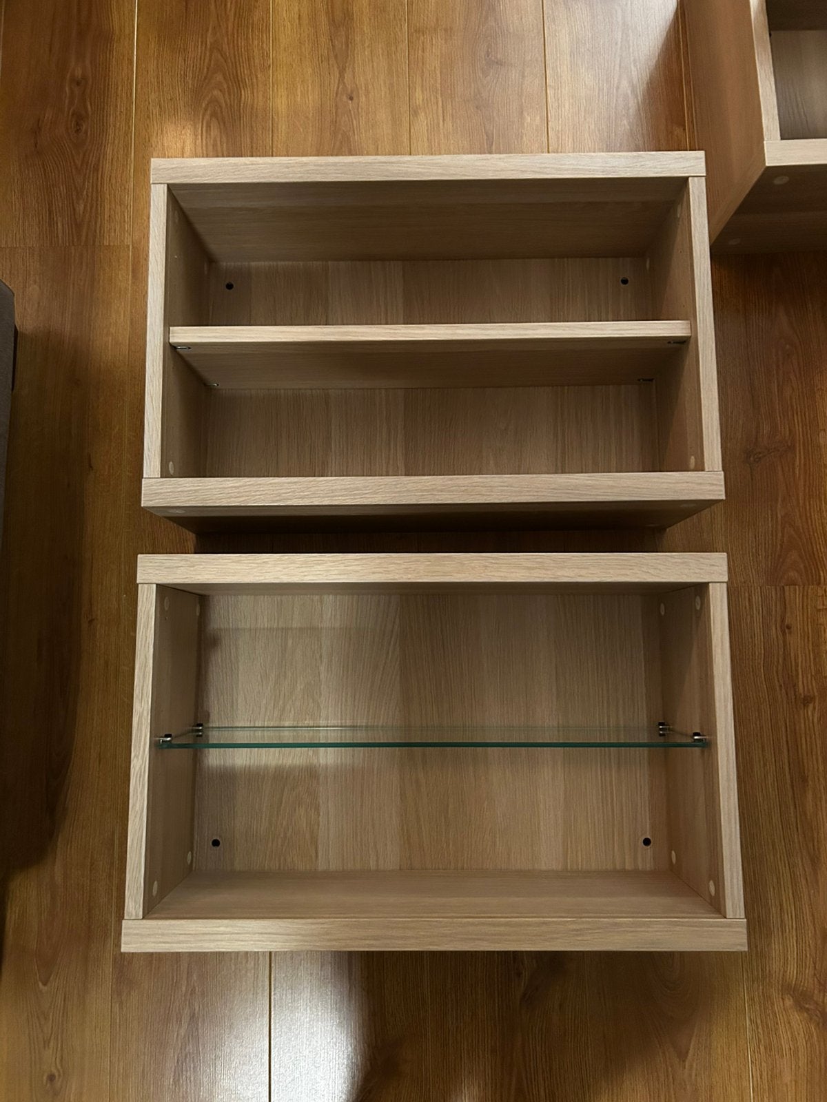 ZGAN IKEA BESTA KASTEN MET PLANK + OPHANGSYSTEEM, Ophalen, Zo goed als nieuw