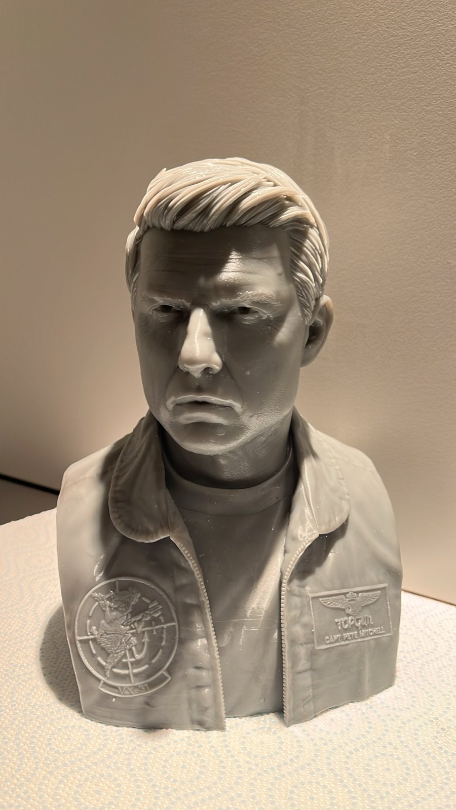 3D Geprinte Buste Tom Cruise als Maverick (Top Gun) - 22cm, Antiek en Kunst, Buste, Kunststof, Ophalen of Verzenden, 20 - 50 cm