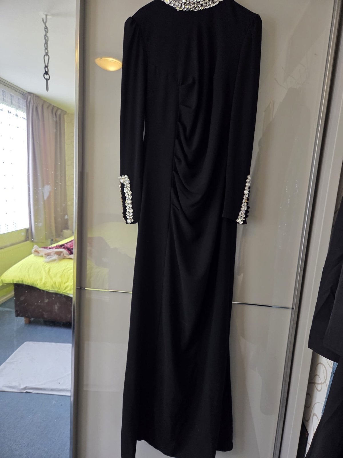 Avondjurk - galajurk abiye, Kleding | Dames, Jurken, Ophalen of Verzenden, Zo goed als nieuw, Maat 42/44 (L), Zwart
