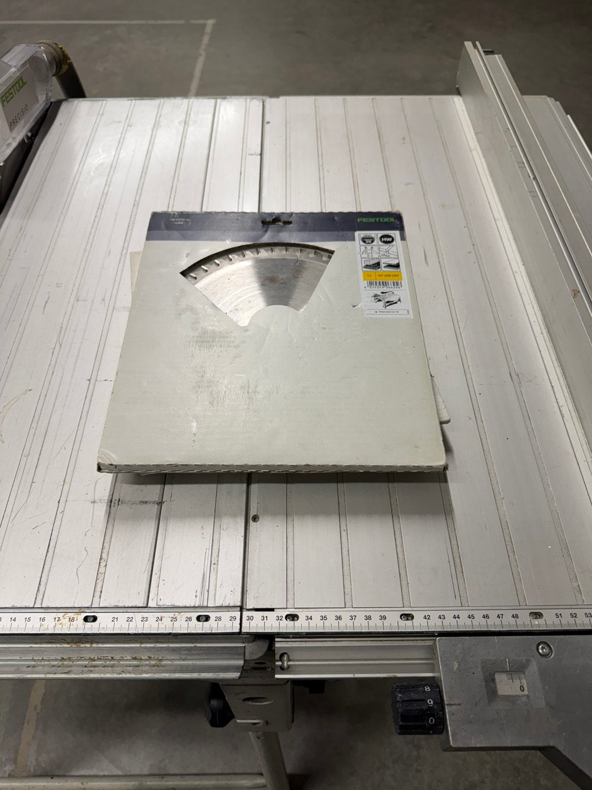Festool zaagtafel, Ophalen