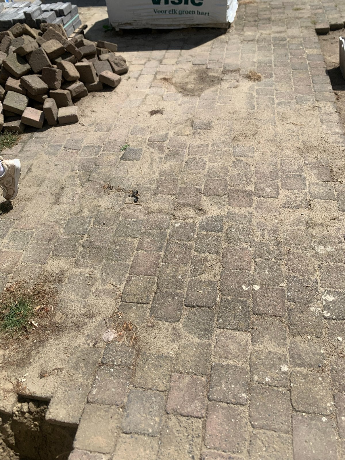 Gratis!!! stenen voor oprit of terras, Ophalen, Gebruikt, Klinkers, 10 m² of meer