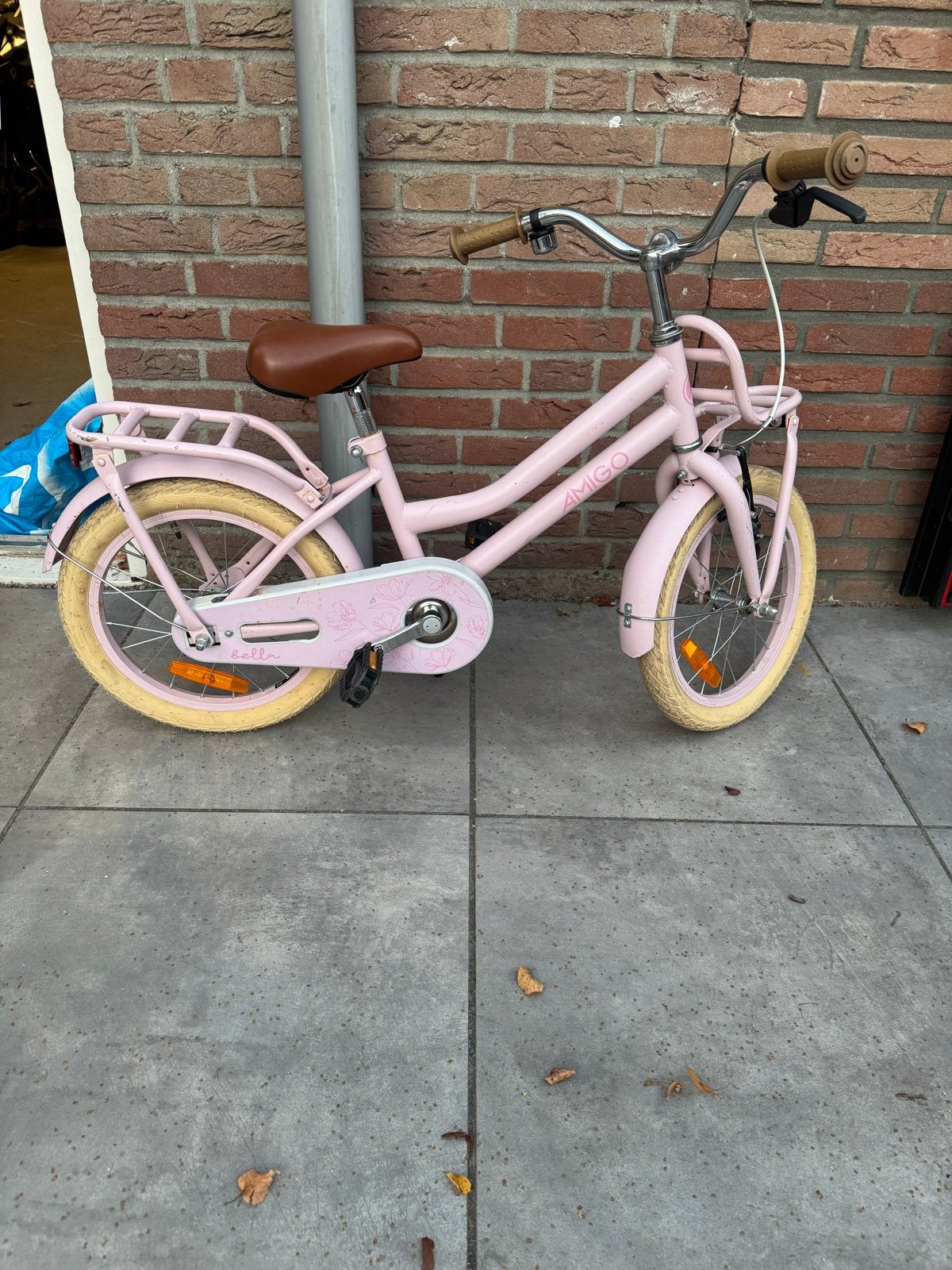 Amigo Kinderfiets 16 inch Roze, Ophalen of Verzenden, Zo goed als nieuw, Terugtraprem, 16 tot 20 inch