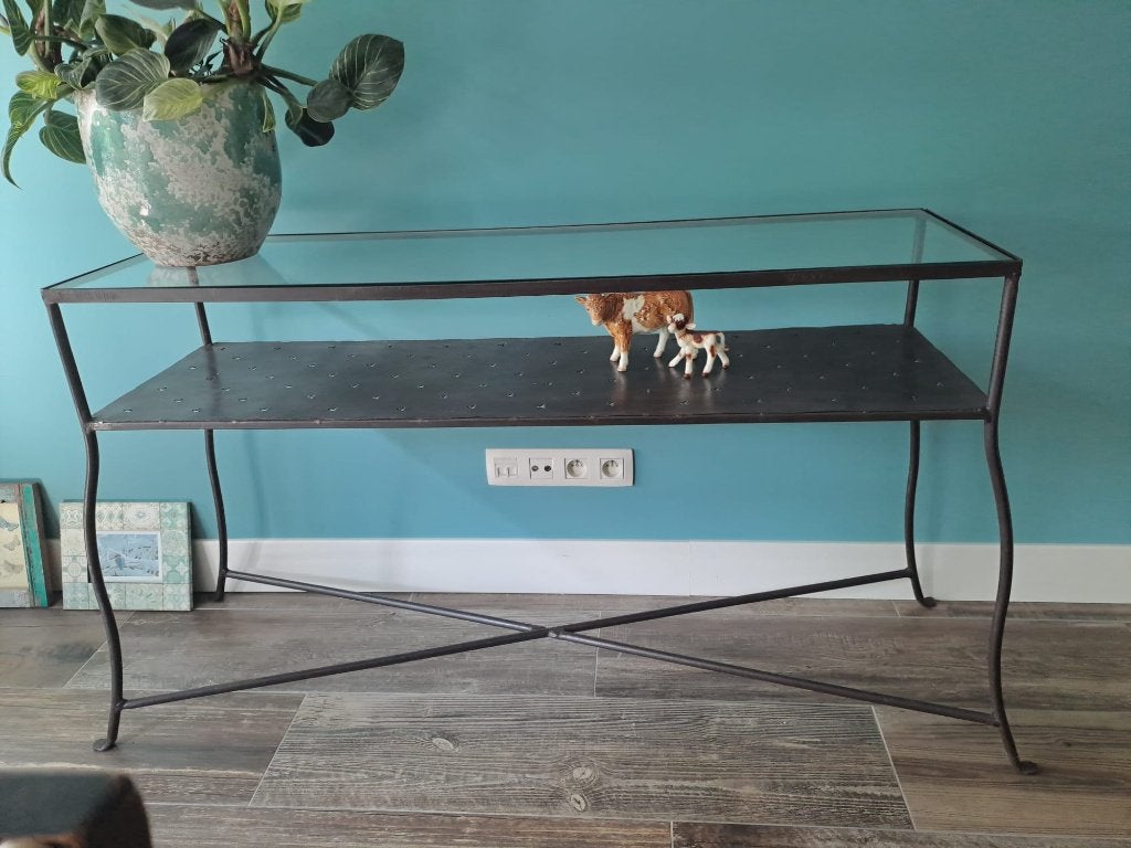 Mooi sidetable van ijzer en glas, Huis en Inrichting, Tafels | Sidetables, Ophalen, 100 tot 150 cm, Zo goed als nieuw, Glas