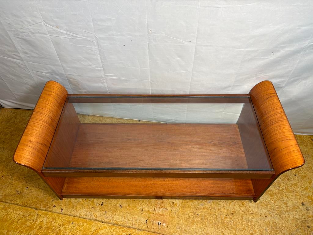 Foto 6 van Gratis bezorging!Midcenturyretro salontafel teaktulpvorm1960