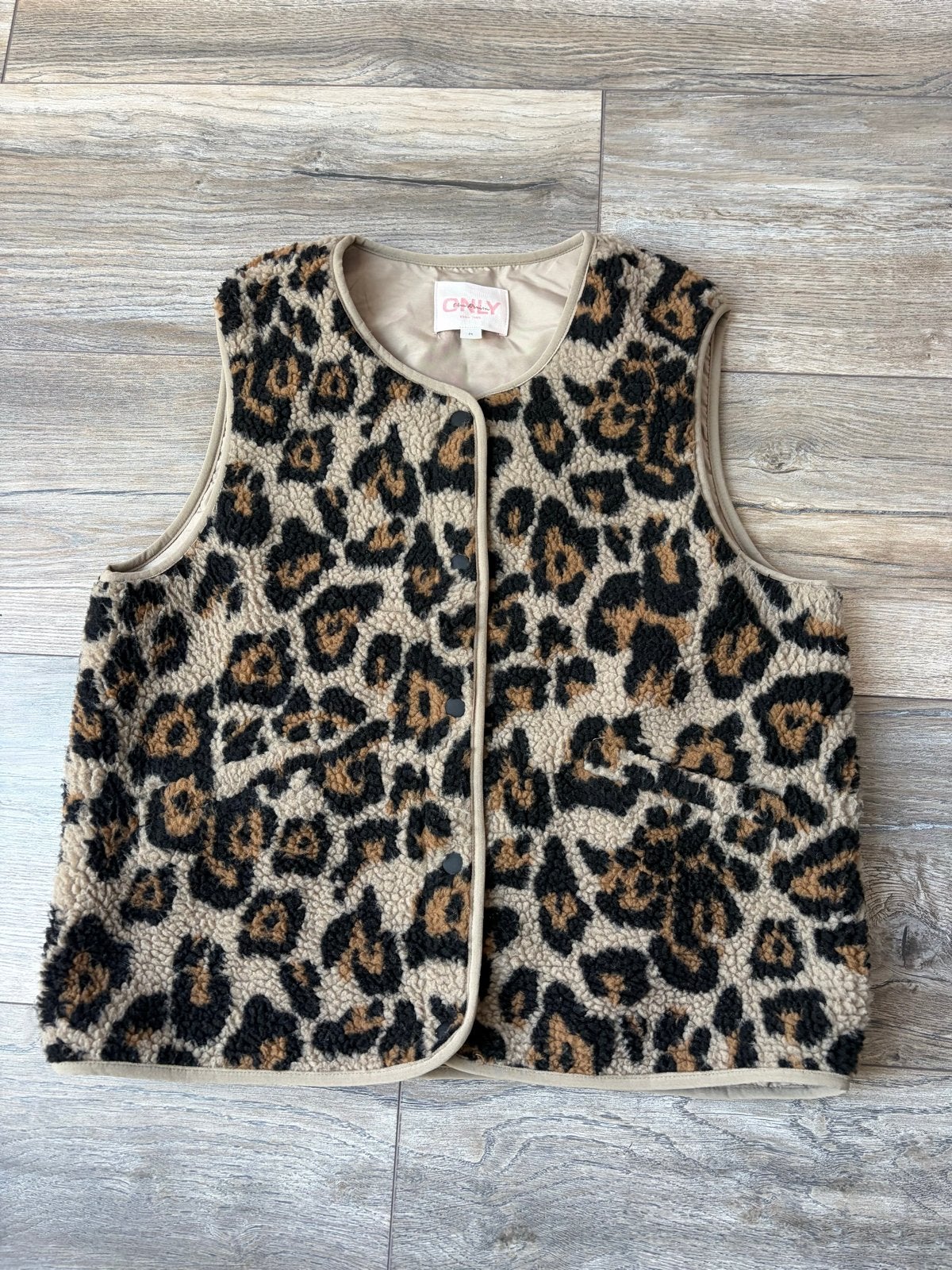 Only Leopard Print Teddy Gilet - Maat M, Kleding | Dames, Bodywarmers, Ophalen of Verzenden, Zo goed als nieuw, Maat 38/40 (M)