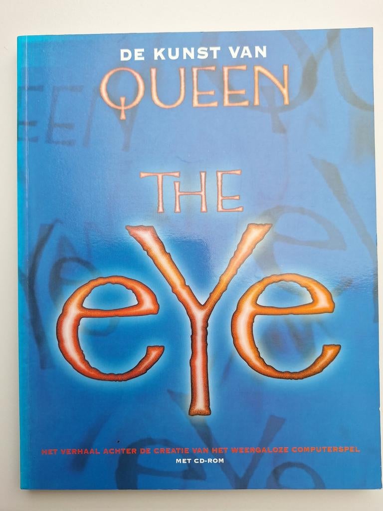 Boek: De Kunst van Queen The Eye met CD-ROM, Artiest, Diverse auteurs, Ophalen of Verzenden, Zo goed als nieuw
