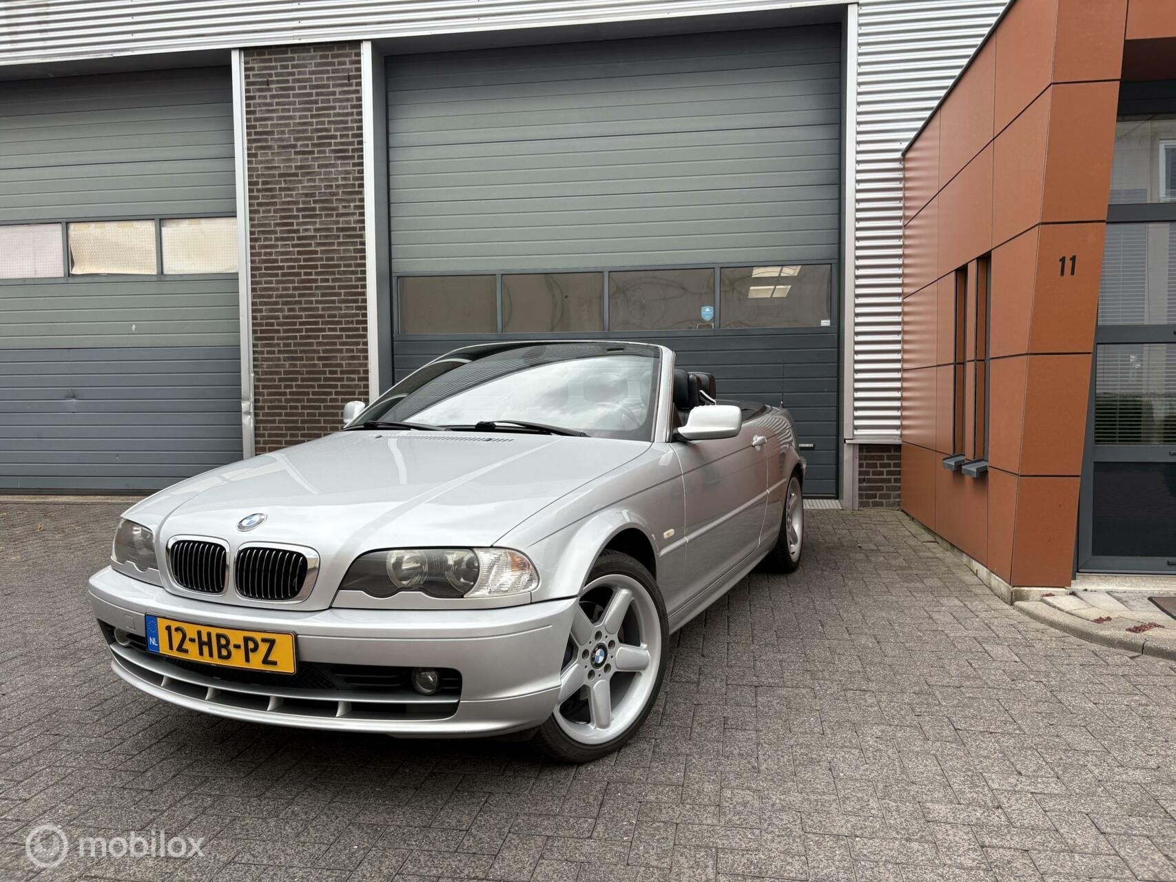 BMW 3-serie Cabrio 320Ci + hardtop, Achterwielaandrijving, Gebruikt, Cabriolet, 4 stoelen