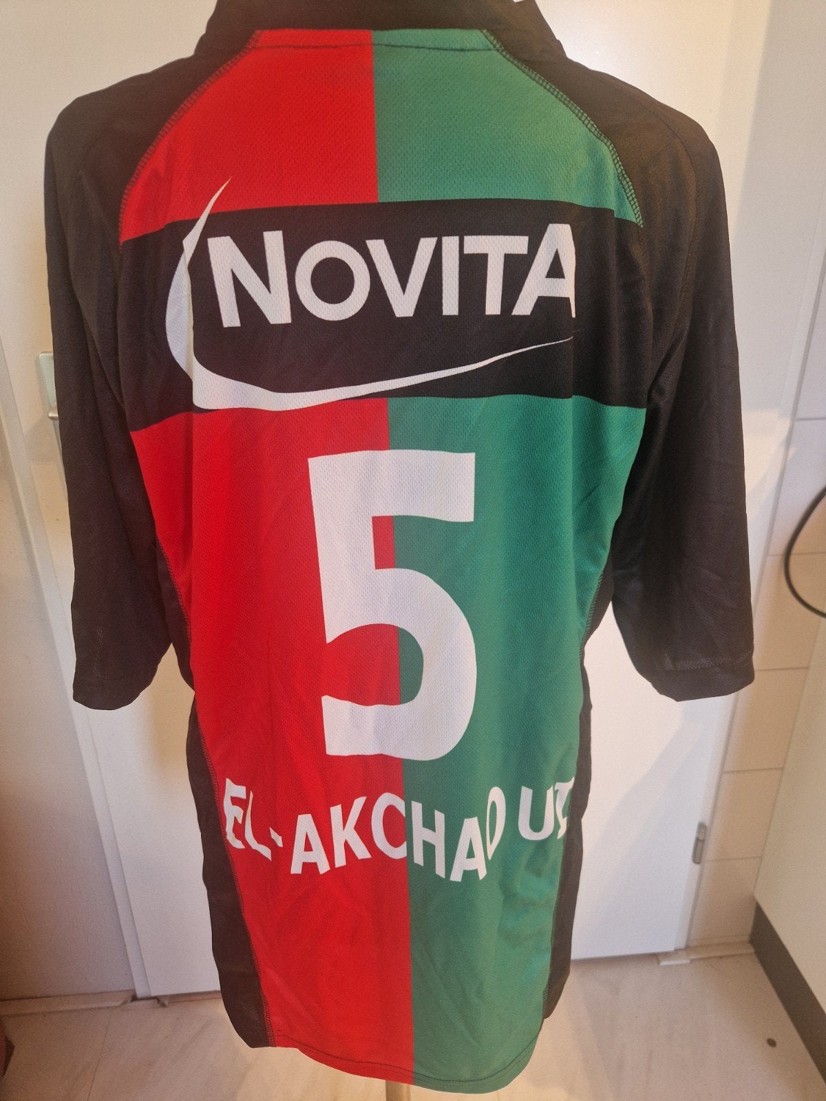 NEC Nijmegen voetbalshirt - El Akchaoui #5, Maat XL, Ophalen of Verzenden, Nieuw, Shirt