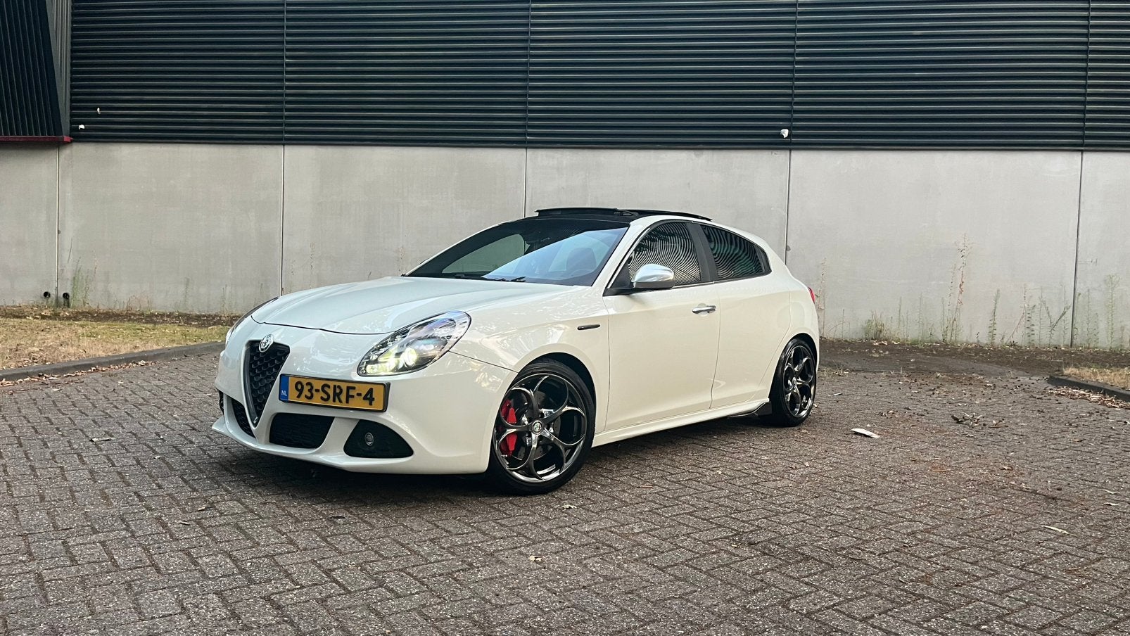Alfa Romeo Giulietta 1.4 Turbo Multi AIR TCT 2011 Wit, 1280 kg, 4 cilinders, Wit, Origineel Nederlands
