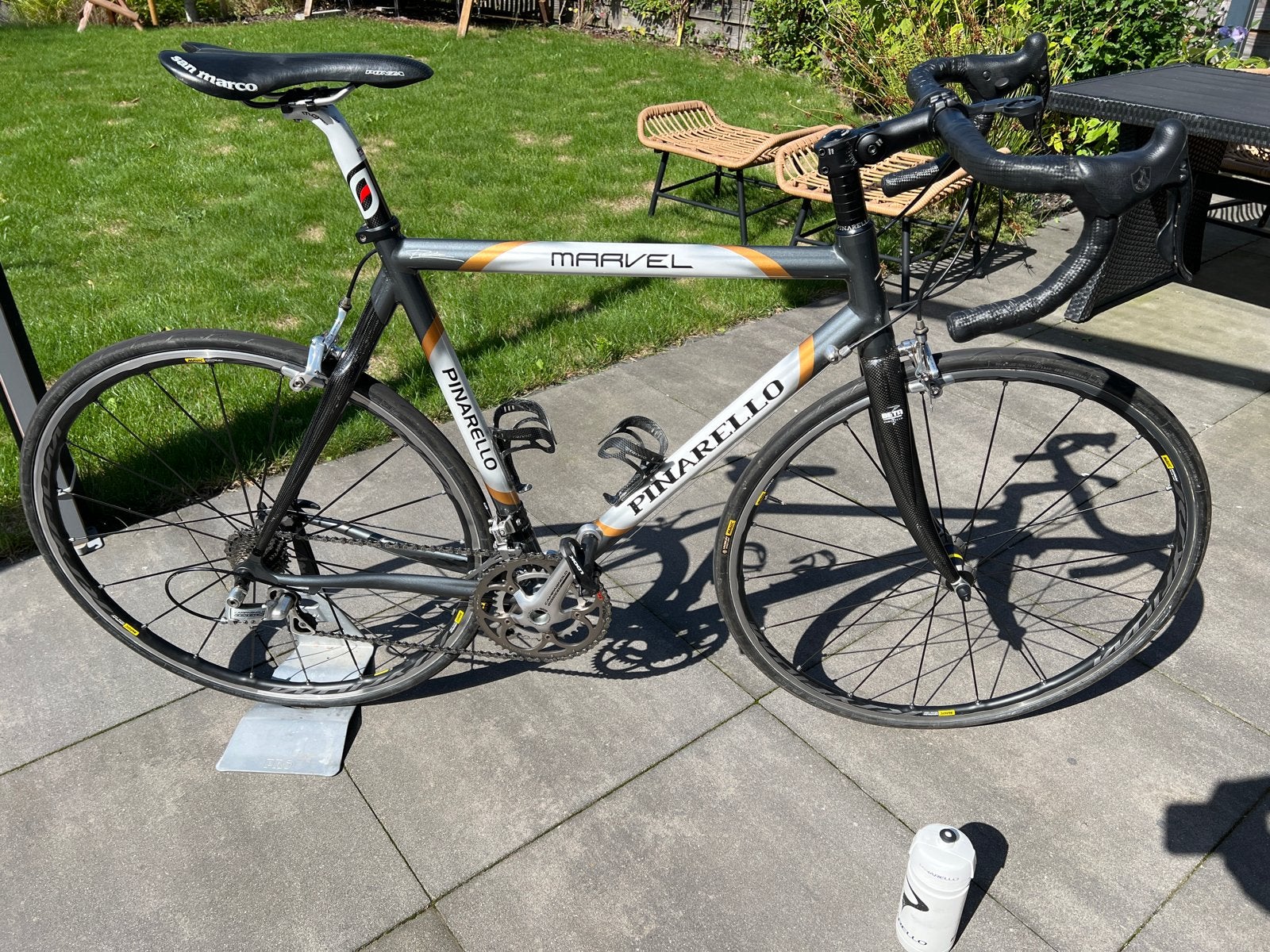 Pinarello met Campa groep racefiets - Carbon/Aluminium frame, Fietsen en Brommers, Fietsen | Racefietsen, Overige merken, 28 inch